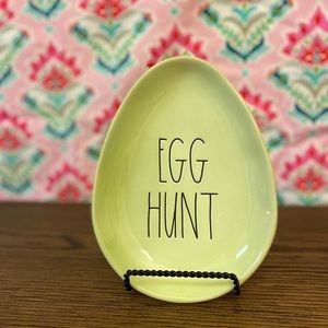 Rae Dunn EGG HUNT Light Green Decorative Plate